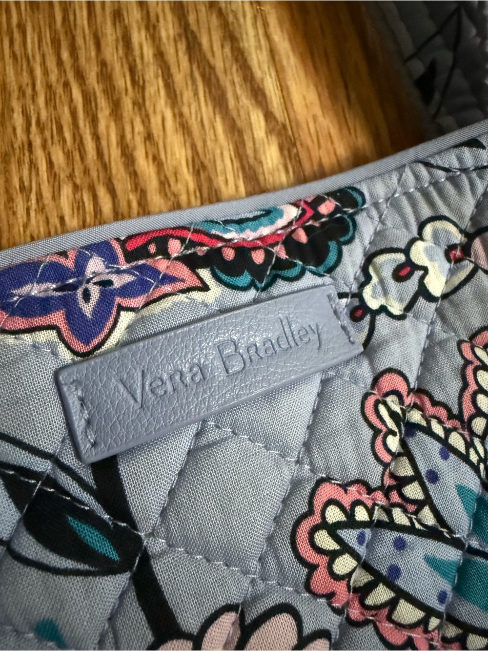 VERA BRADLEY MAKANI PAISLEY ICONIC COTTON QUILTED PURPLE TOTE BAG - Picture 3 of 15